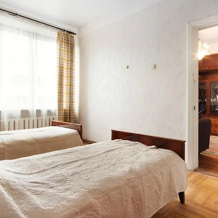 Apartment Near Old Town *