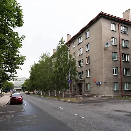 Near Old Town Apartment *